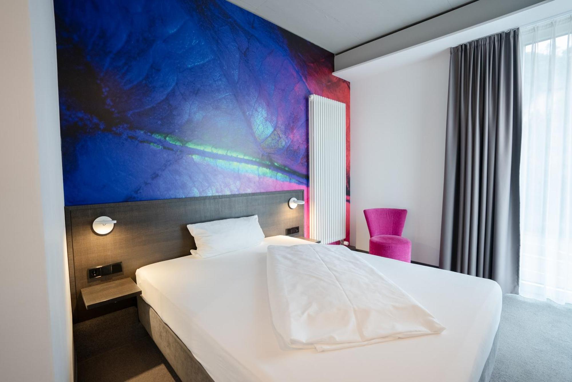 Qubixx Stadtmittehotel Σβέμπις Χαλ Εξωτερικό φωτογραφία