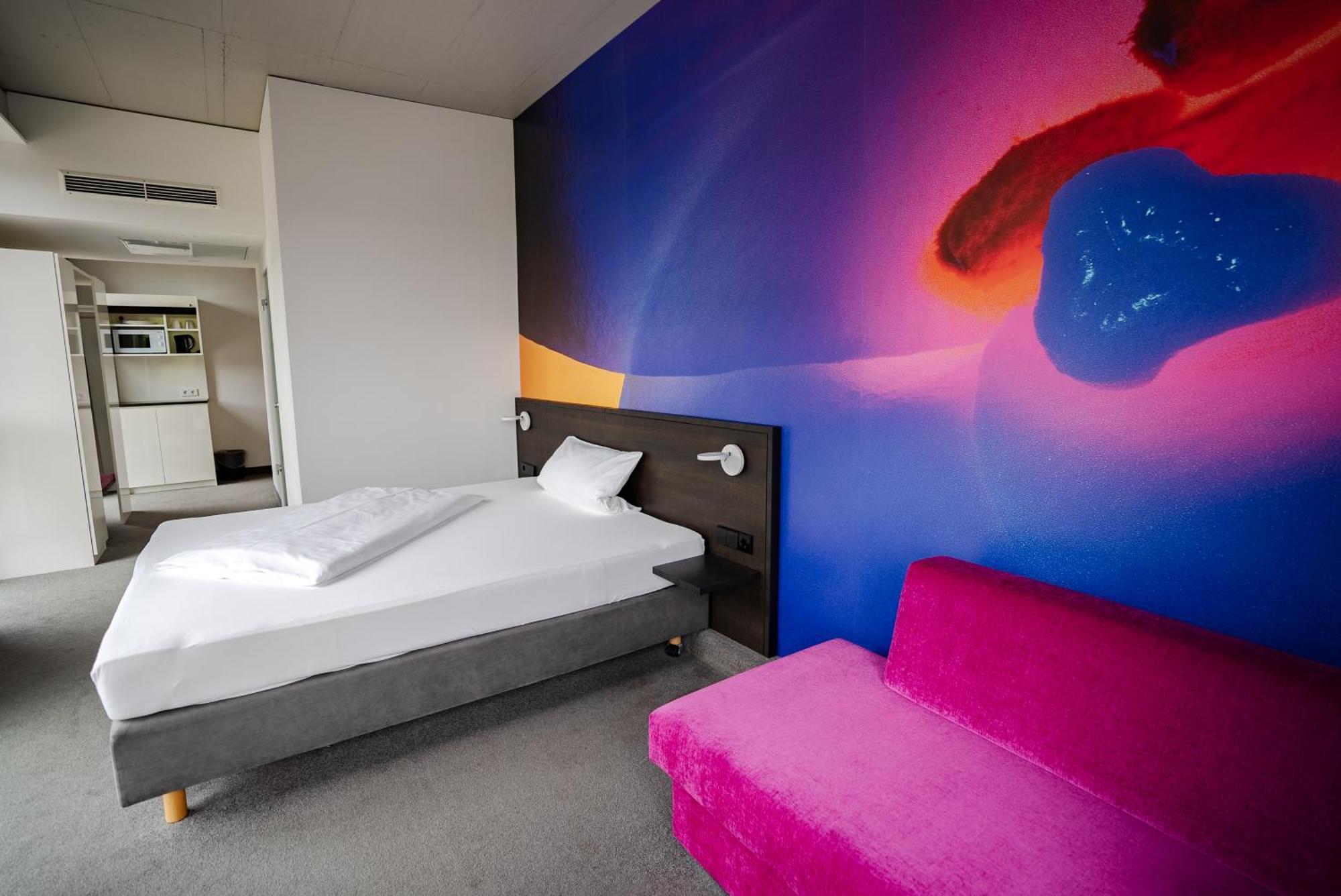 Qubixx Stadtmittehotel Σβέμπις Χαλ Εξωτερικό φωτογραφία