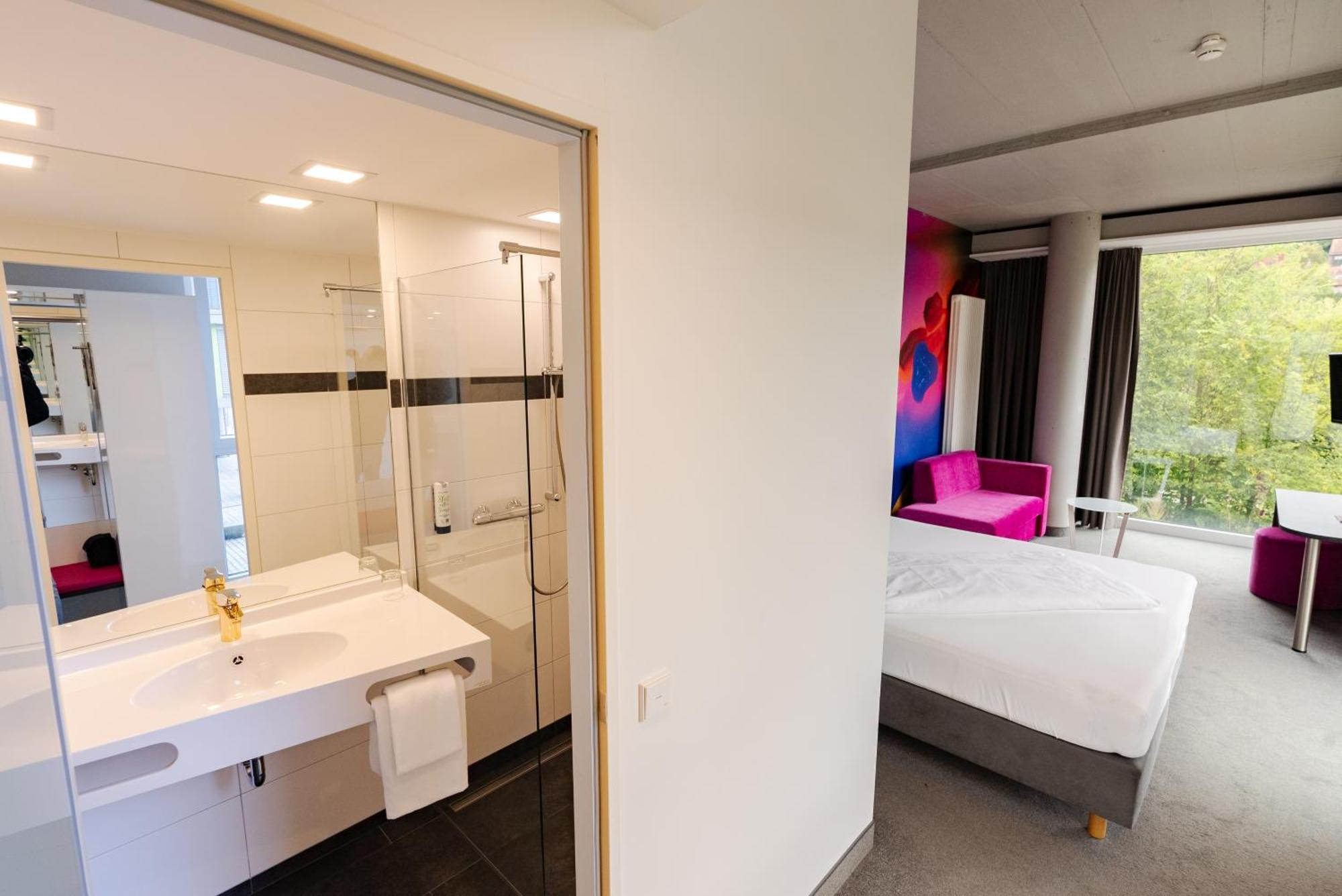 Qubixx Stadtmittehotel Σβέμπις Χαλ Εξωτερικό φωτογραφία